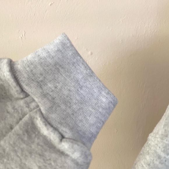 Vintage Disney World Sweatshirt Big Logo Graphic Unisex Small Gray Grey 90’s - Picture 11 of 14